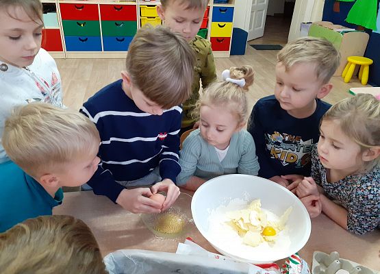 Grafika 4: MALI CUKIERNICY