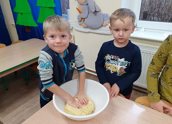 Grafika 13: MALI CUKIERNICY