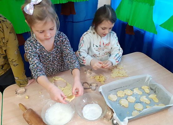 Grafika 23: MALI CUKIERNICY