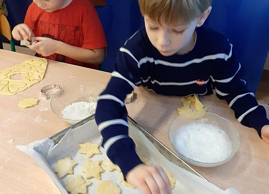 Grafika 27: MALI CUKIERNICY