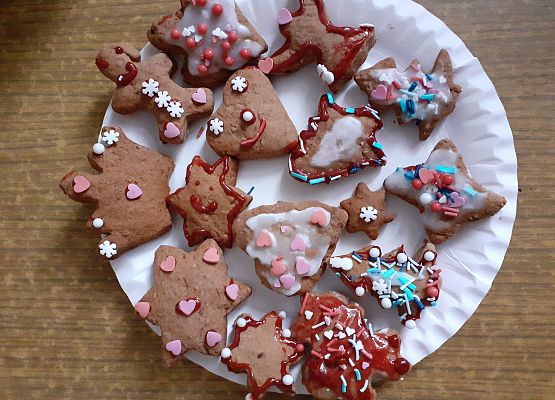 Grafika 13: PIERNICZKOWA GALERIA