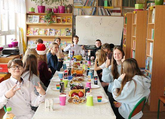 Wigilie klasowe w Zespole Szkjół w Garczegorzu XII 2025r.