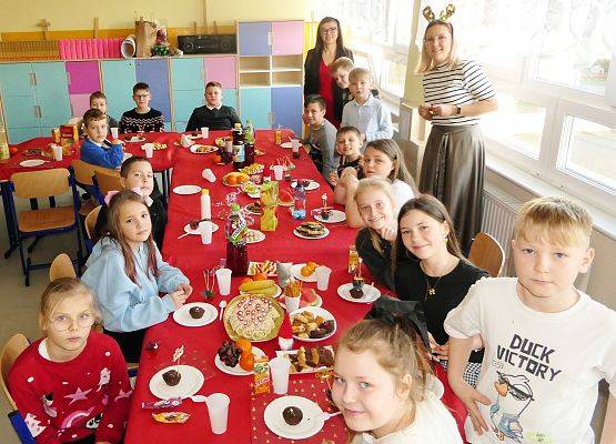 Wigilie klasowe w Zespole Szkjół w Garczegorzu XII 2025r.