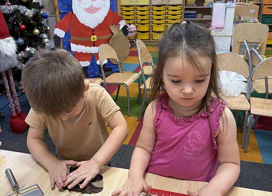 Grafika 5: ROBIMY ŚWIĄTECZNE PIERNIKI