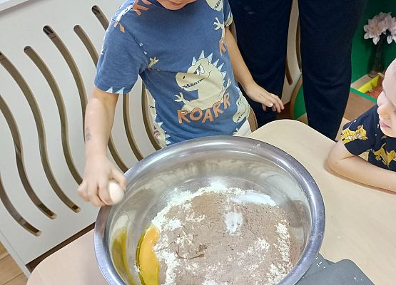 Grafika 43: Przygotowania do świąt