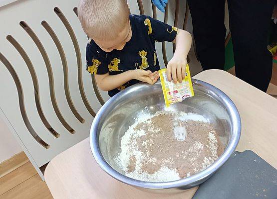 Grafika 46: Przygotowania do świąt