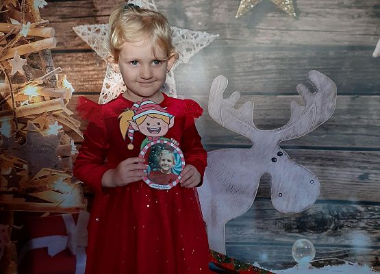 Grafika 1: Świąteczna sesja fotograficzna