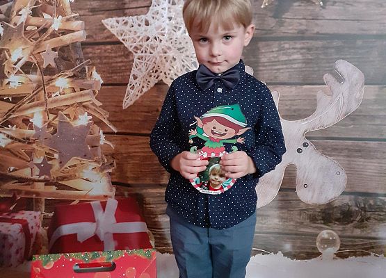 Grafika 12: Świąteczna sesja fotograficzna