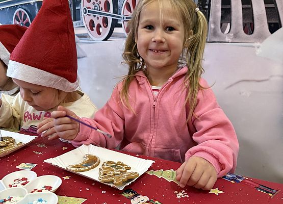 Grafika 14: Kurs Świętego Mikołaja