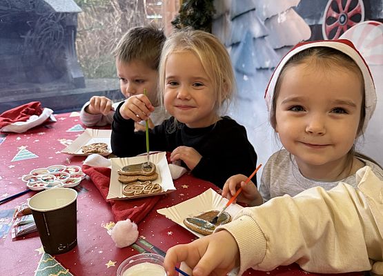 Grafika 16: Kurs Świętego Mikołaja