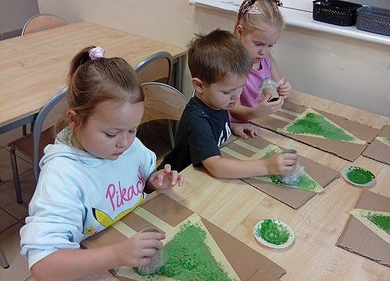 Grafika 8: Przygotowania do Świąt Bożego Narodzenia