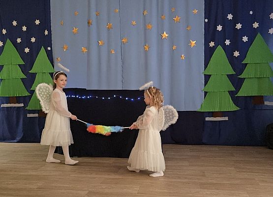 Grafika 2: NIESPODZIANKA DLA RODZICÓW