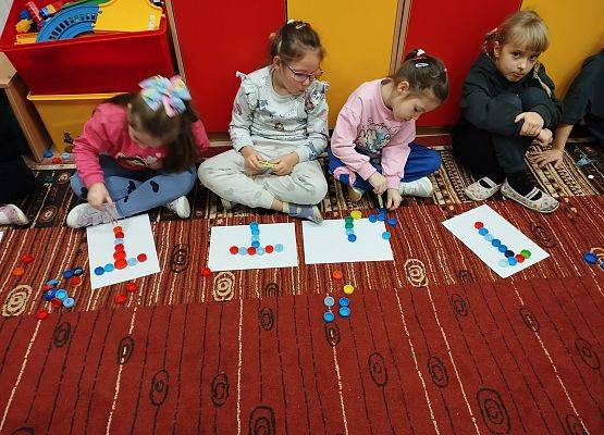 Grafika 2: Uczymy się