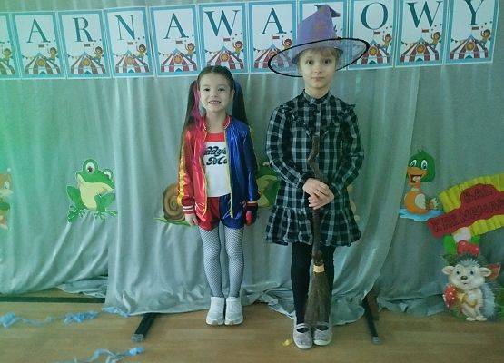 Grafika 7: Bal karnawałowy