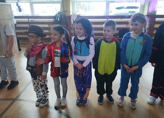 Grafika 14: Bal karnawałowy