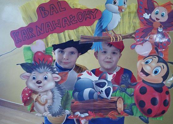 Grafika 15: Bal karnawałowy