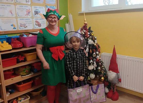 Grafika 23: Bal karnawałowy