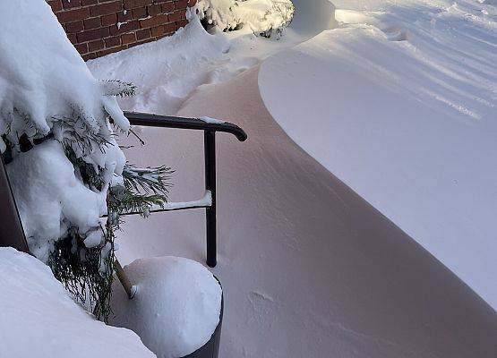 Grafika 13: ZABAWY NA ŚNIEGU