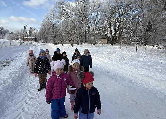 Grafika 19: JAK ZIMA - TO ZABAWY NA ŚNIEGU