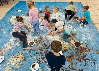 Grafika 9: ZAJĘCIA SENSORYCZNE