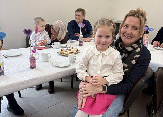 Grafika 29: NASZYM KOCHANYM BABCIOM I DZIADKOM