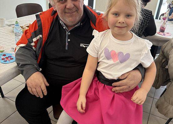 Grafika 44: NASZYM KOCHANYM BABCIOM I DZIADKOM