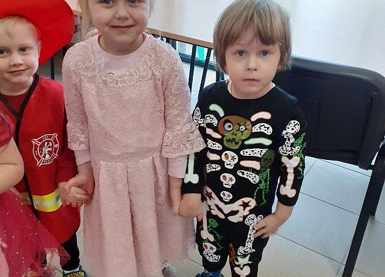 Grafika 14: Bal karnawałowy w Janowicach