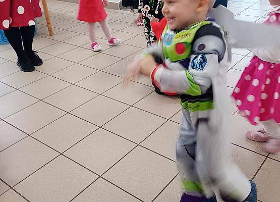 Grafika 29: Bal karnawałowy w Janowicach