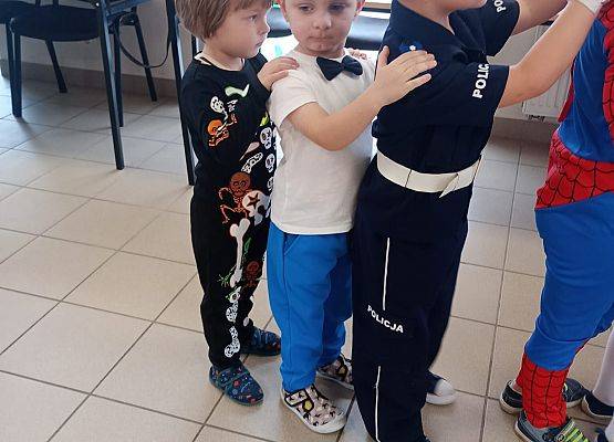 Grafika 37: Bal karnawałowy w Janowicach