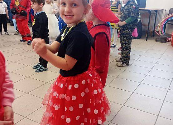 Grafika 78: Bal karnawałowy w Janowicach