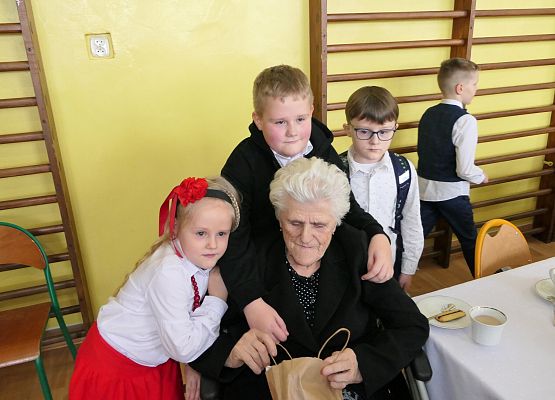 Uroczystość z okazji Dzień Babci i Dziadka w Zs w Garczegorzu II 2026r.