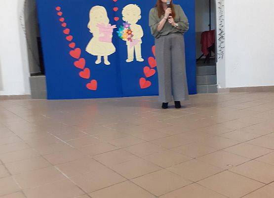 Grafika 1: Uroczystość z okazji Dnia Babci i Dziadka