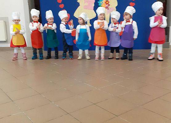 Grafika 6: Uroczystość z okazji Dnia Babci i Dziadka