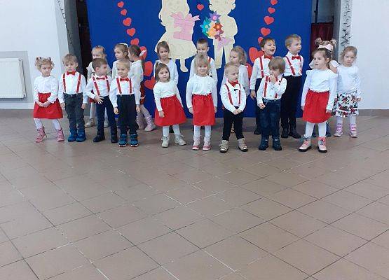 Grafika 12: Uroczystość z okazji Dnia Babci i Dziadka