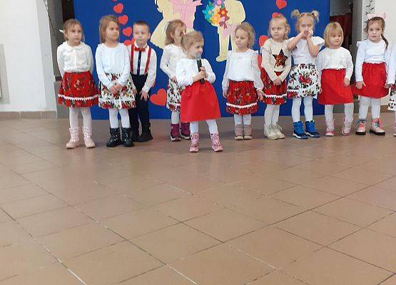 Grafika 31: Uroczystość z okazji Dnia Babci i Dziadka