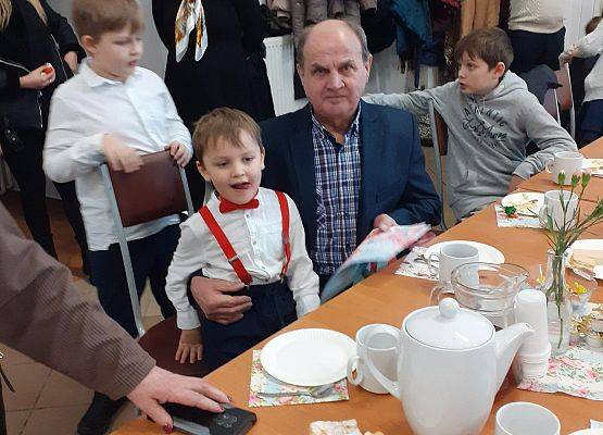 Grafika 54: Uroczystość z okazji Dnia Babci i Dziadka