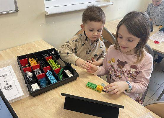 Grafika 25: PIKNIK EDUKACYJNY