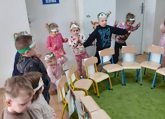 Grafika 10: Dzień Dinozaura