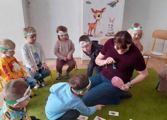 Grafika 16: Dzień Dinozaura