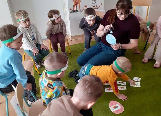 Grafika 18: Dzień Dinozaura