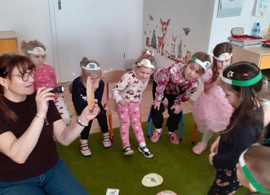 Grafika 21: Dzień Dinozaura