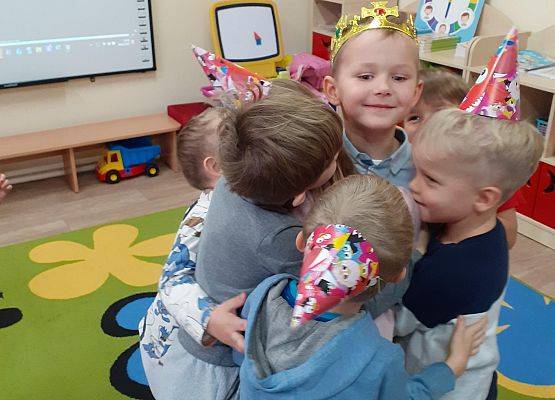 Grafika 3: ZIMOWI SOLENIZANCI