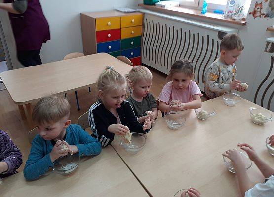 Grafika 49: Galeria Przedszkolaków