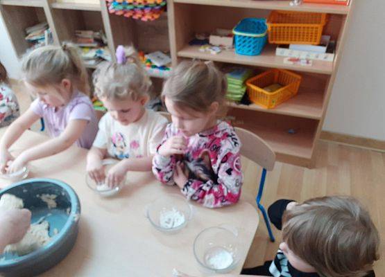 Grafika 43: Galeria Przedszkolaków