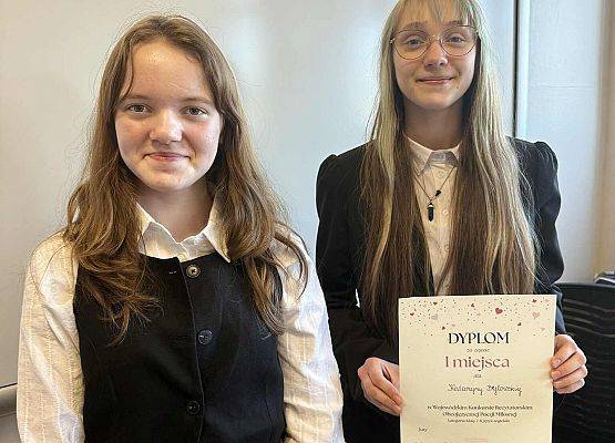 Grafika 1: Ogromny sukces uczennic naszej szkoły