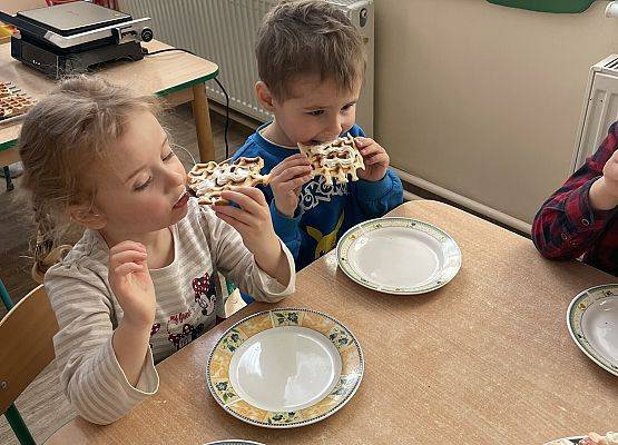 Grafika 3: NIESPODZIANKA DLA DZIEWCZYNEK