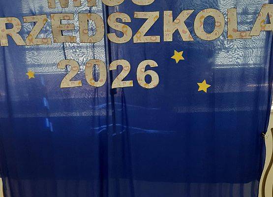 Grafika 4: Dzień Kobiet. Święto wszystkich dziewczynek i kobiet