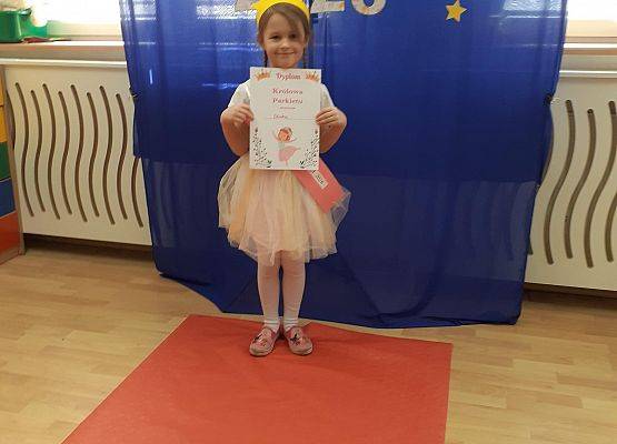 Grafika 70: Dzień Kobiet. Święto wszystkich dziewczynek i kobiet