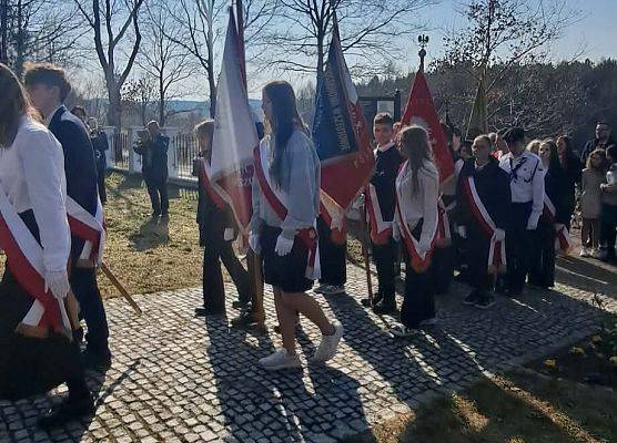 Grafika 8: Uroczystość w Nawczu