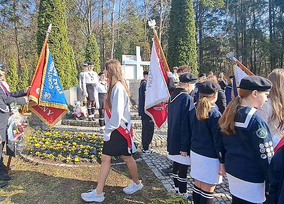 Grafika 15: Uroczystość w Nawczu